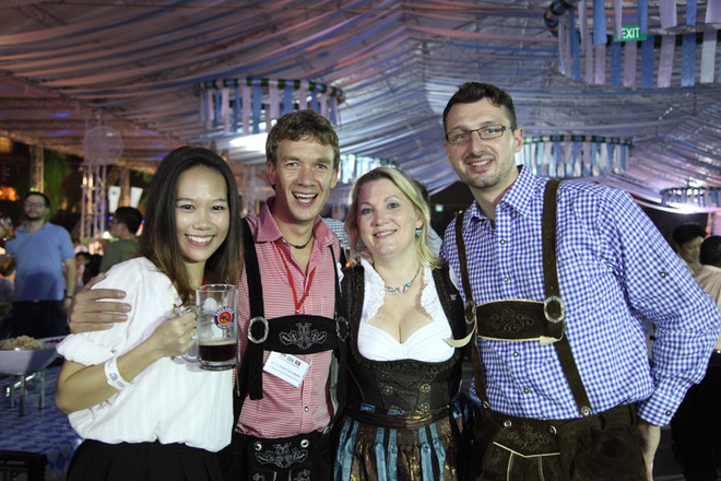 (Ảnh: JW Marriott) Oktoberfest 2014 tại Hà Nội: Tưng bừng lễ hội bia tươi và món ăn Đức ảnh 8