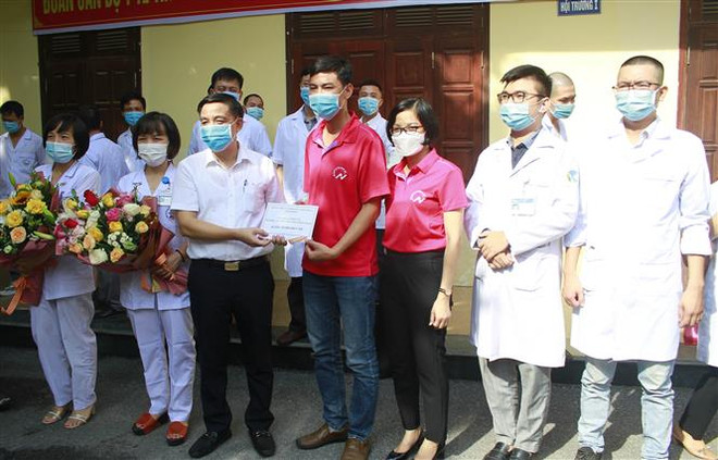 Ninh Bình, Hà Tĩnh hỗ trợ nhân lực các địa phương chống dịch COVID-19 ảnh 1