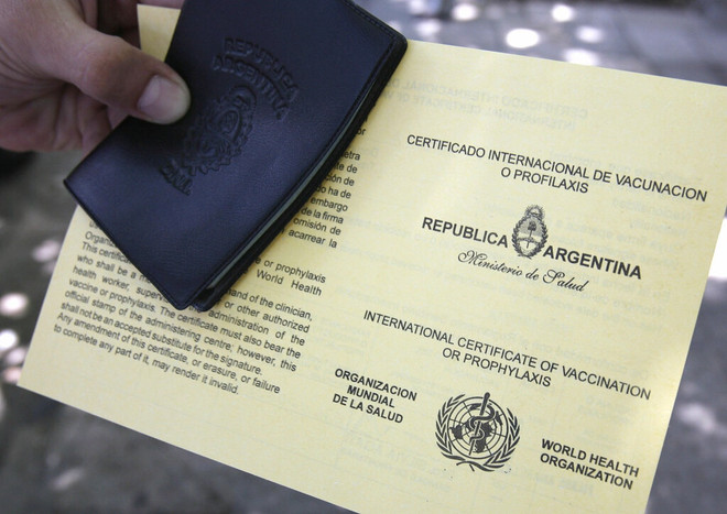 Có 'hộ chiếu vaccine' COVID-19 vẫn phải tuân thủ cách ly 14 ngày ảnh 2