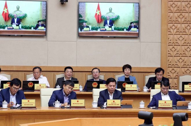 Thủ tướng: Trong khó khăn, kinh tế xã hội vẫn cơ bản giữ ổn định ảnh 1