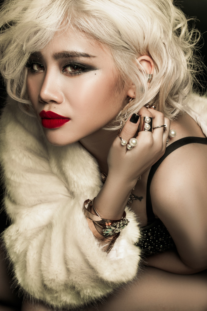 Hồ Ngọc Hà ngồi “ghế nóng” đêm chung kết Siêu mẫu Việt Nam 2015 ảnh 4