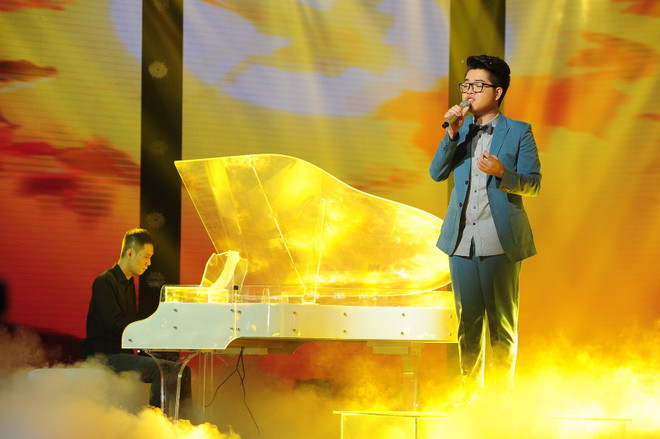 Hồ Ngọc Hà ngồi “ghế nóng” đêm chung kết Siêu mẫu Việt Nam 2015 ảnh 3