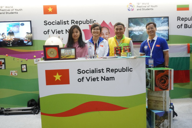Góc Việt Nam tại Festival Thanh niên và Sinh viên thế giới hút khách ảnh 1