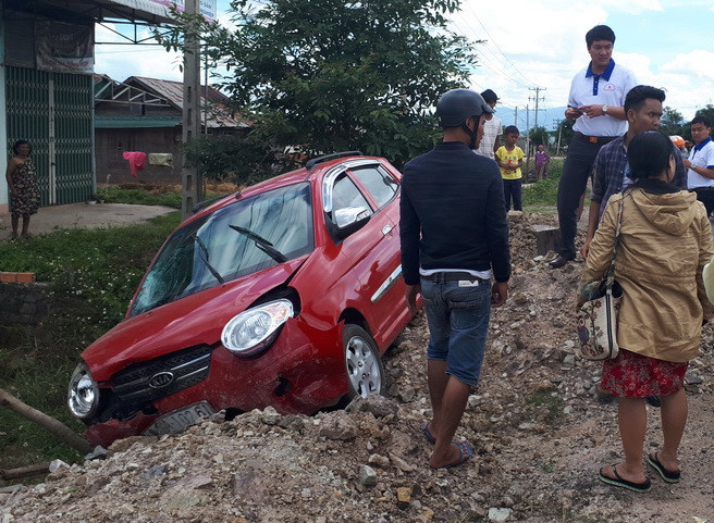 Lâm Đồng: Tai nạn liên hoàn, một người quốc tịch Pháp bị thương ảnh 1