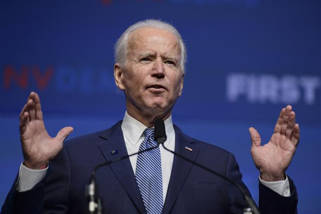Cựu Phó Tổng thống Mỹ Joe Biden. (Ảnh: AFP/TTXVN) Ông Joe Biden kêu gọi các thượng nghị sỹ điều trần luận tội ông Trump ảnh 1