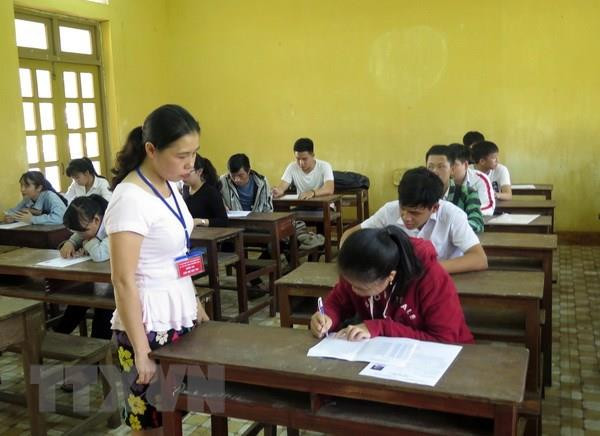 Đề nghị xử lý những phụ huynh có con được nâng điểm ở Hà Giang ảnh 1