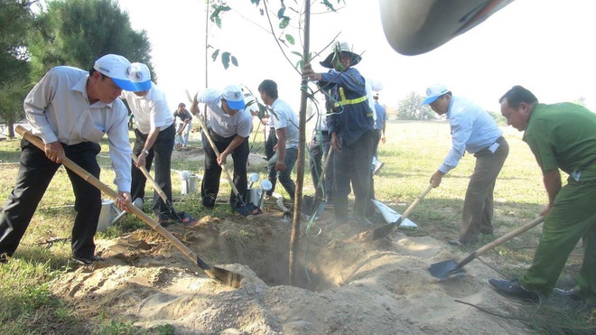 Phát động phong trào 'Chống rác thải nhựa' tại Quảng Nam ảnh 1