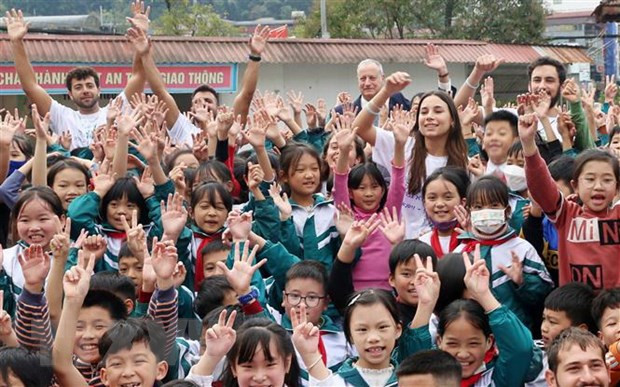 Công bố giai đoạn 2 dự án thúc đẩy giáo dục cho trẻ em gái dân tộc ảnh 2