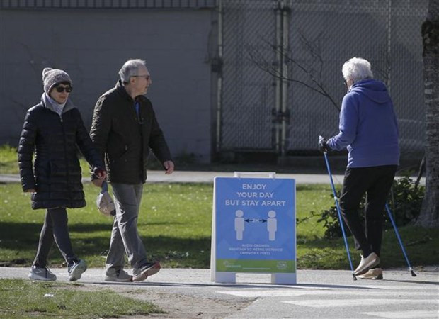 Tăng trưởng dân số Canada lần đầu tiên vượt 1 triệu người/năm ảnh 1