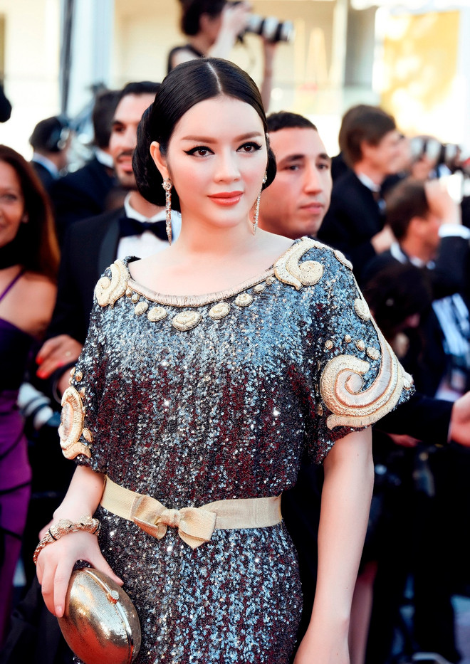 Lý Nhã Kỳ lộng lẫy phong cách Cleopartra trên thảm đỏ Cannes ảnh 15