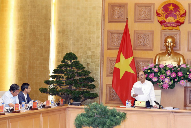 Thủ tướng Nguyễn Xuân Phúc làm việc với Tổ tư vấn kinh tế ảnh 2
