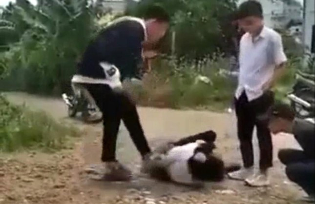 Lâm Đồng: Điều tra làm rõ vụ việc hai học sinh lớp 7 bị đánh nhập viện ảnh 1