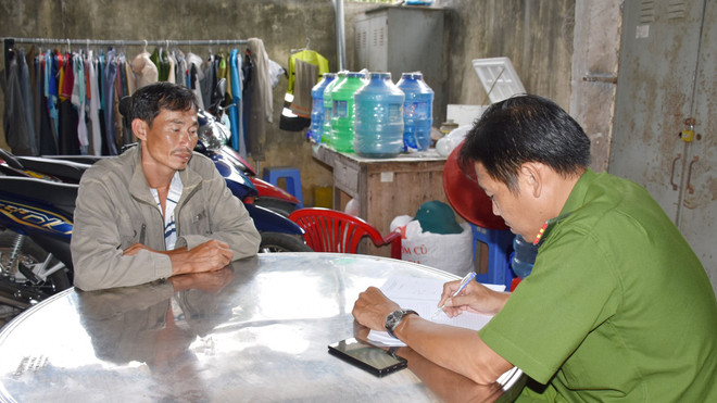 Bến Tre: Tạm giữ hình sự nghi phạm giết người nợ tiền ảnh 1