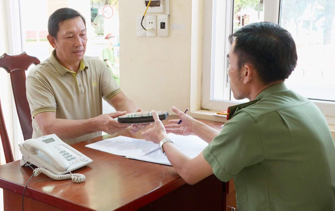 Đắk Lắk: Trao trả hơn 50 triệu đồng bị đánh rơi cho du khách Thái Lan ảnh 1