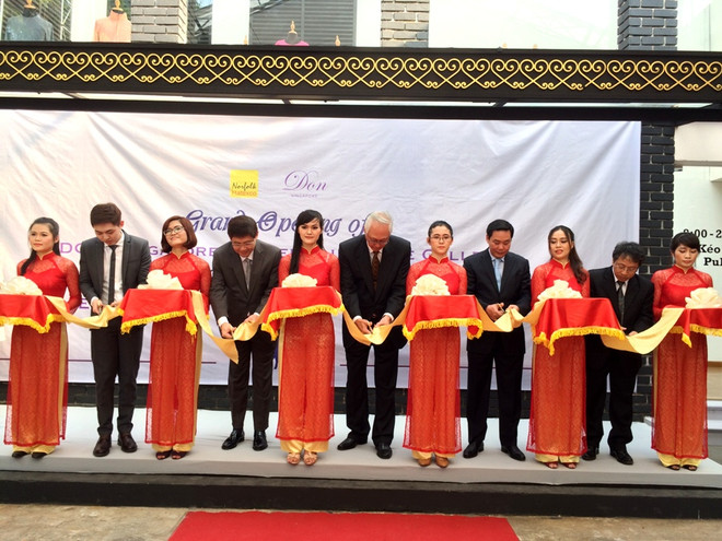 Cựu Thủ tướng Singapore khai trương hiệu thời trang DON ở Hà Nội ảnh 2