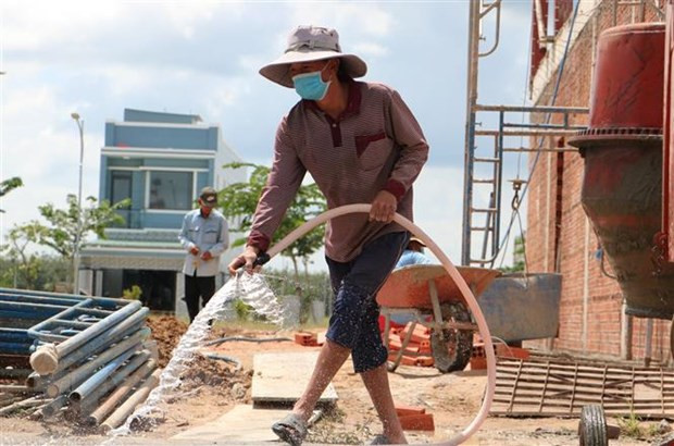 Bình Định: Hỗ trợ 98 tỷ đồng xây nhà cho hộ nghèo, cận nghèo ảnh 1