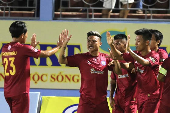 V.League 1-2023/24: CLB Khánh Hòa có chiến thắng đầu tiên ảnh 1