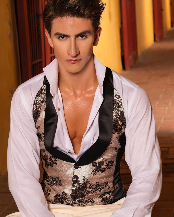 Mr World Colombia1.jpg