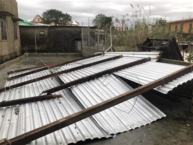 Mưa lớn kèm dông sét mấy ngày qua làm 2 người chết, 4 người bị thương ảnh 1