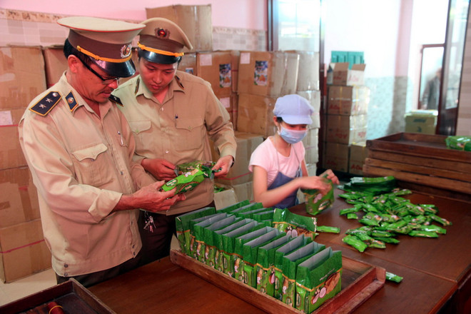 Người tiêu dùng TP.HCM gửi trọn niềm tin vào thực phẩm "sạch" ảnh 2