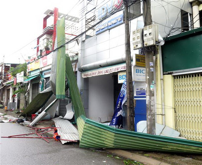 Bộ trưởng Nguyễn Xuân Cường: Cần đề phòng hoàn lưu bão số 9 ảnh 1