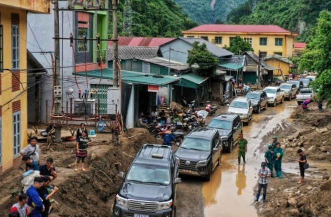 Yên Bái: Giúp người dân vùng lũ ở Mù Cang Chải sớm ổn định cuộc sống ảnh 7