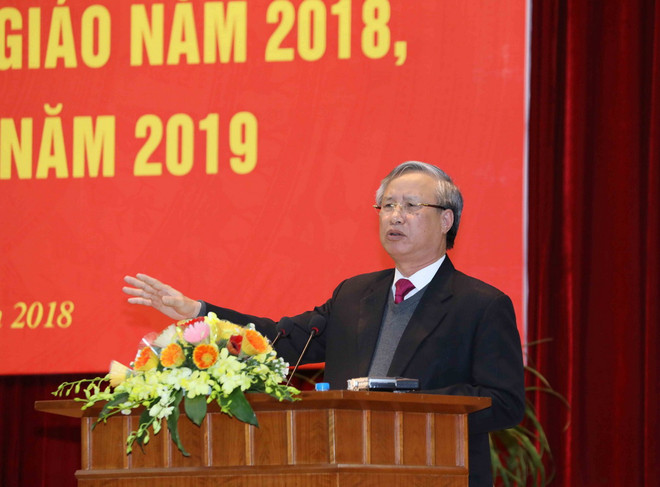 Ông Trần Quốc Vượng, Ủy viên Bộ Chính trị, Thường trực Ban Bí thư phát biểu chỉ đạo hội nghị. (Ảnh: Phương Hoa/TTXVN) Ngành tuyên giáo tăng cường quản lý thông tin trên mạng xã hội ảnh 1