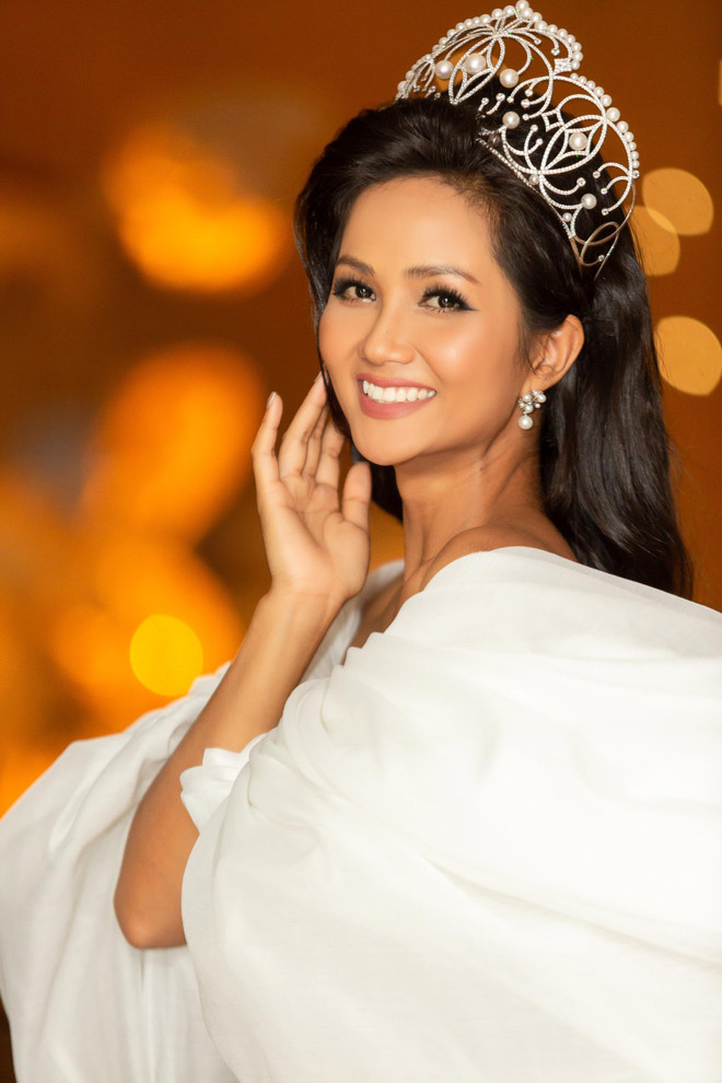 Miss Universe Việt Nam: H'Hen Niê sẽ giữ vương miện 'làm của riêng' ảnh 3