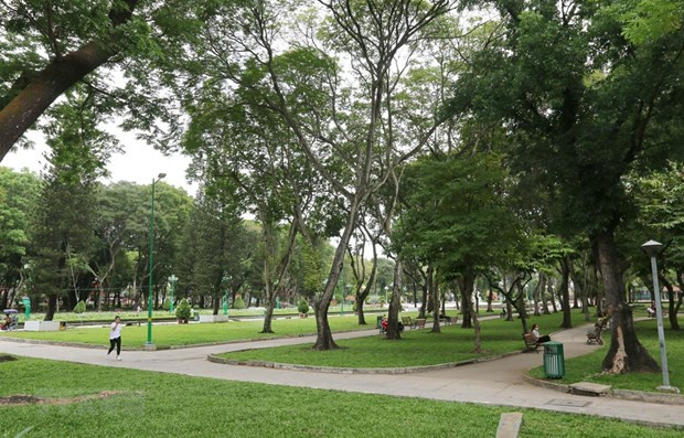 Ảnh minh họa. (Nguồn: Thanh Vũ/TTXVN) TP.HCM trồng cây xanh để chống biến đổi khí hậu, bảo vệ môi trường ảnh 1