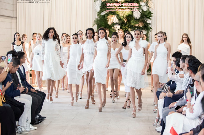 Đại diện Việt Nam đăng quang cuộc thi Siêu mẫu quốc tế 2018 ảnh 2