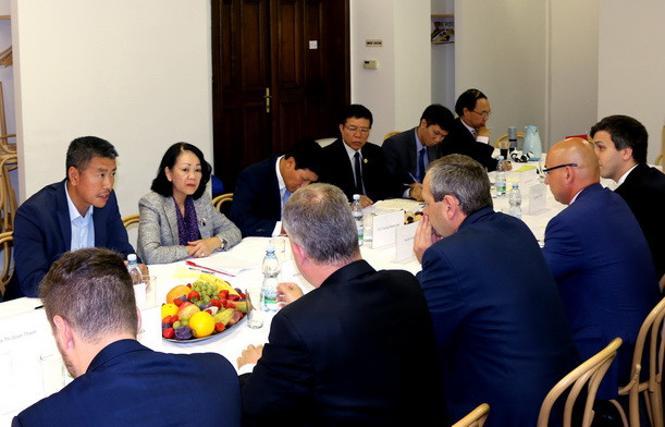 Trưởng Ban Dân vận Trung ương Trương Thị Mai thăm Cộng hòa Séc ảnh 2