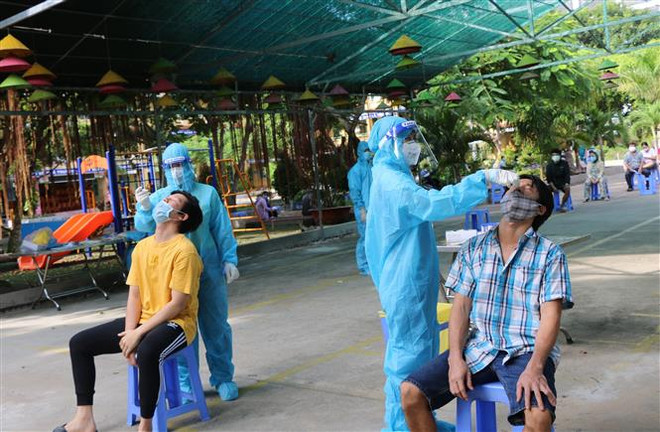 Đồng Tháp xét nghiệm sàng lọc SARS-CoV-2 diện rộng trong 5 ngày ảnh 1