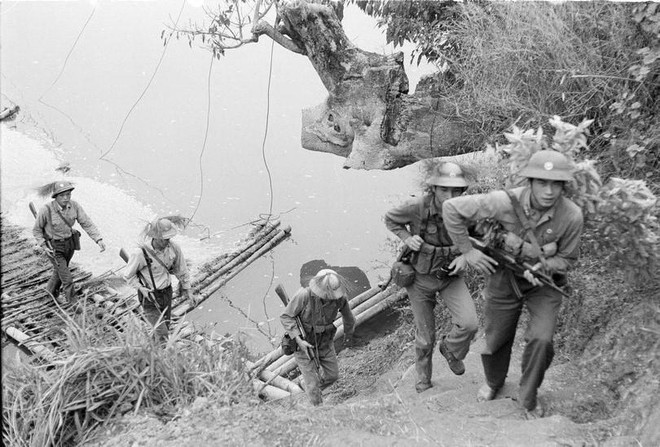 Bộ đội biên phòng - lực lượng vững vàng trên tuyến đầu Tổ quốc ảnh 1