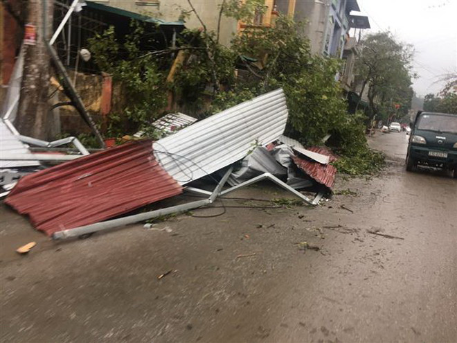 Mưa đá, dông lốc và lũ quét gây nhiều thiệt hại tại tỉnh Sơn La ảnh 1