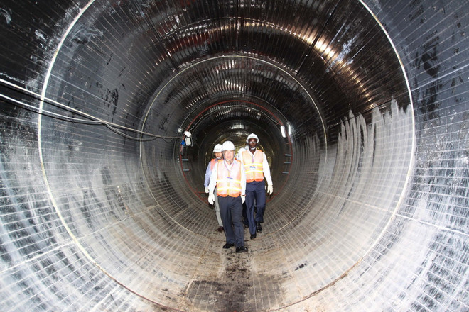 'Lình xình' trong đấu thầu thi công dự án vệ sinh môi trường TP.HCM ảnh 1