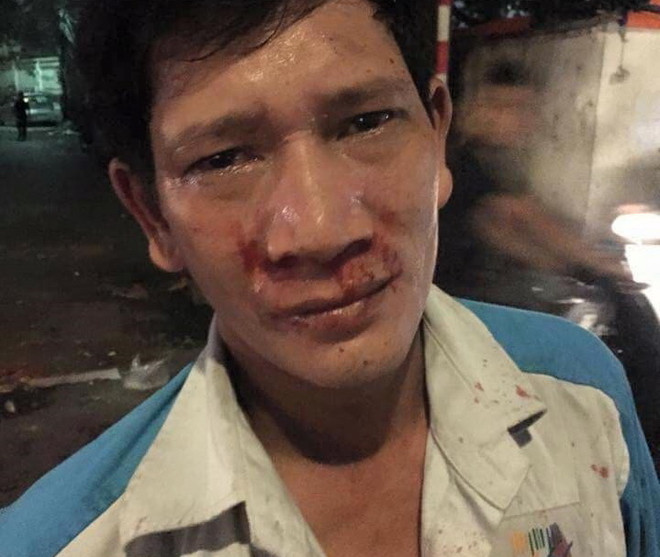 Thêm một công nhân môi trường bị hành hung phải nhập viện ảnh 1