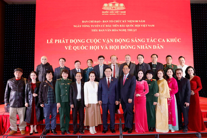 ttxvn_sang tac ca khuc 3.jpg