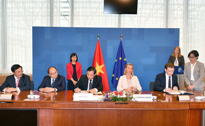 Việt Nam-EU ký Hiệp định đảm bảo gỗ xuất châu Âu có nguồn gốc hợp pháp ảnh 1