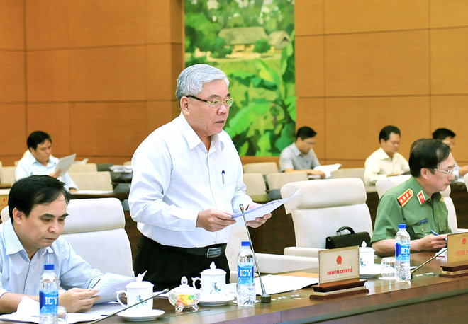 Ủy ban Thường vụ Quốc hội khóa XIV cho ý kiến về hai dự án Luật ảnh 1