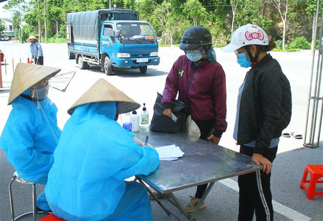 Ghi nhận thêm ca mắc COVID-19, các địa phương khoanh vùng, dập dịch ảnh 2