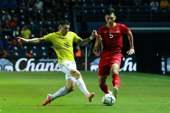 HLV từng vào chung kết World Cup khen hàng công của tuyển Việt Nam ảnh 1