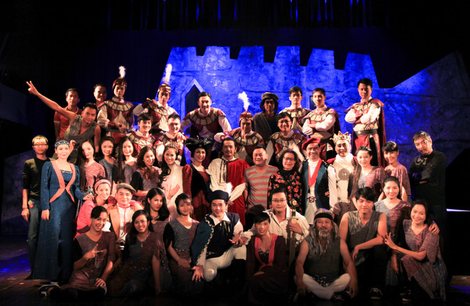 Nhà hát Kịch Việt Nam mang “Hamlet” sang Singapore lưu diễn ảnh 2