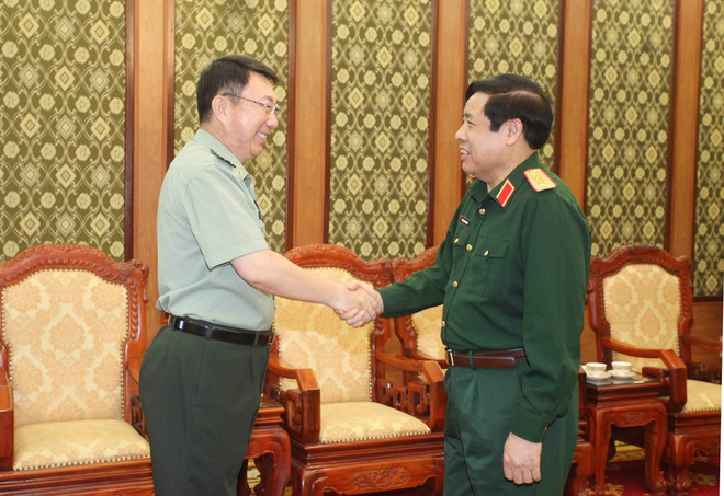 Đại tướng Phùng Quang Thanh tiếp Tùy viên quân sự Trung Quốc ảnh 1