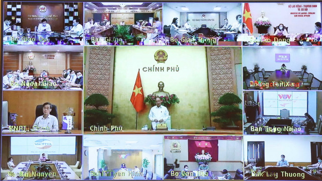 Thủ tướng: Dịch COVID-19 dù phức tạp nhưng đang trong tầm kiểm soát ảnh 2