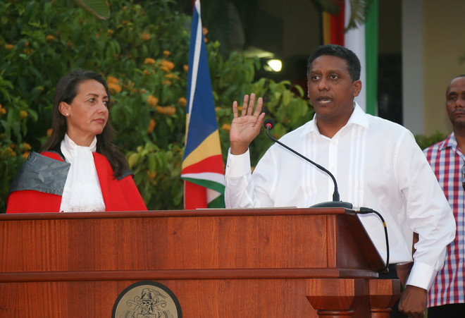 Tân Tổng thống Cộng hòa Seychelles Danny Faure nhậm chức ảnh 1