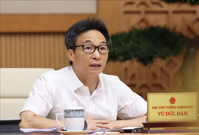 Phó Thủ tướng Vũ Đức Đam. (Ảnh: Dương Giang/TTXVN) Tiếp tục rà soát, cập nhật hướng dẫn về tiêu chí đánh giá cấp độ dịch ảnh 1