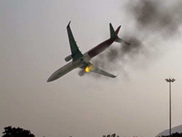 Italy: 8 người thiệt mạng trong vụ tai nạn máy bay tư nhân tại Milan ảnh 1