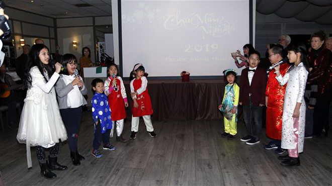 Cộng đồng Việt Nam tại Italy tưng bừng đón Xuân Kỷ Hợi 2019 ảnh 2