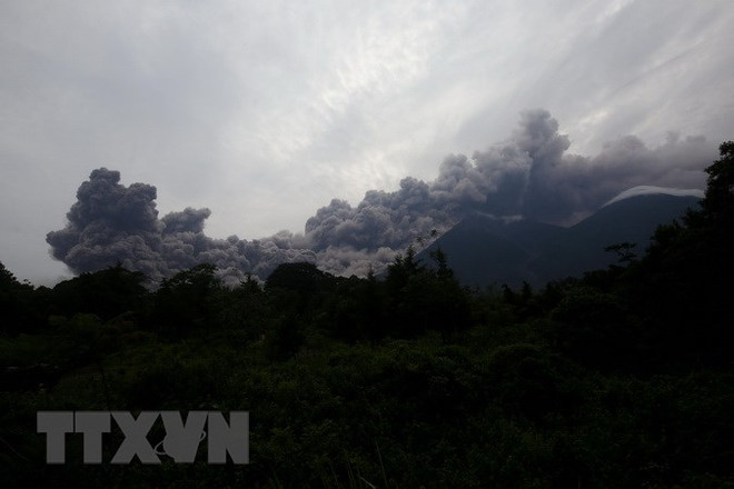 Chủ tịch nước gửi điện thăm hỏi vụ núi lửa phun trào ở Guatemala ảnh 1