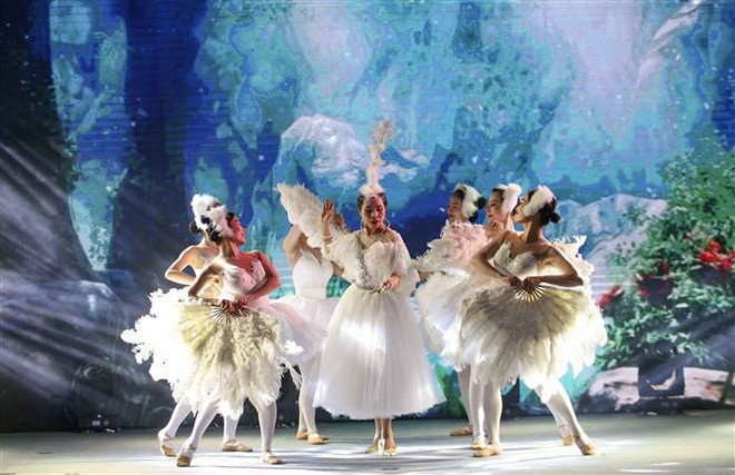 45 năm thành lập Nhà hát Tuổi trẻ: Đưa nghệ thuật đến gần cuộc sống ảnh 2